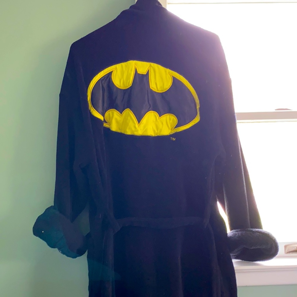 Long black Batman robe